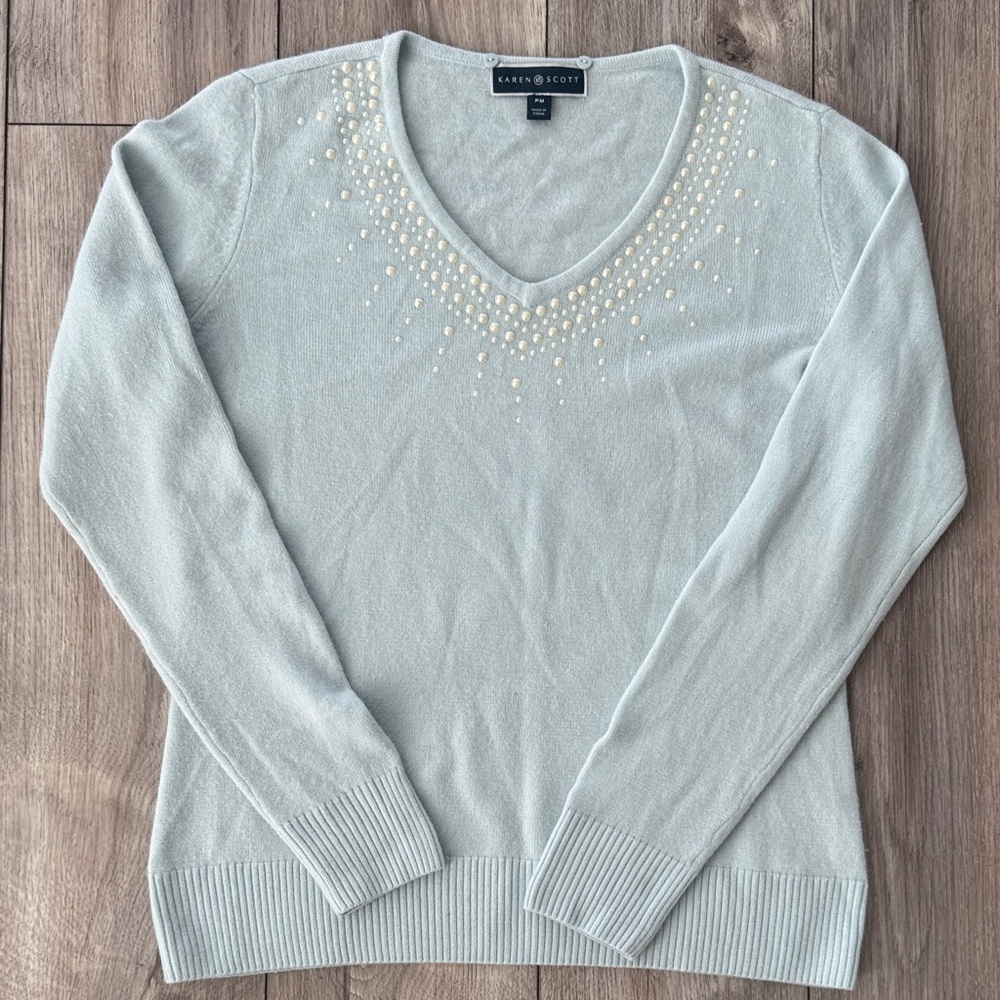 Karen Scott‎ Women's Soft Gray V-Neck Sweater